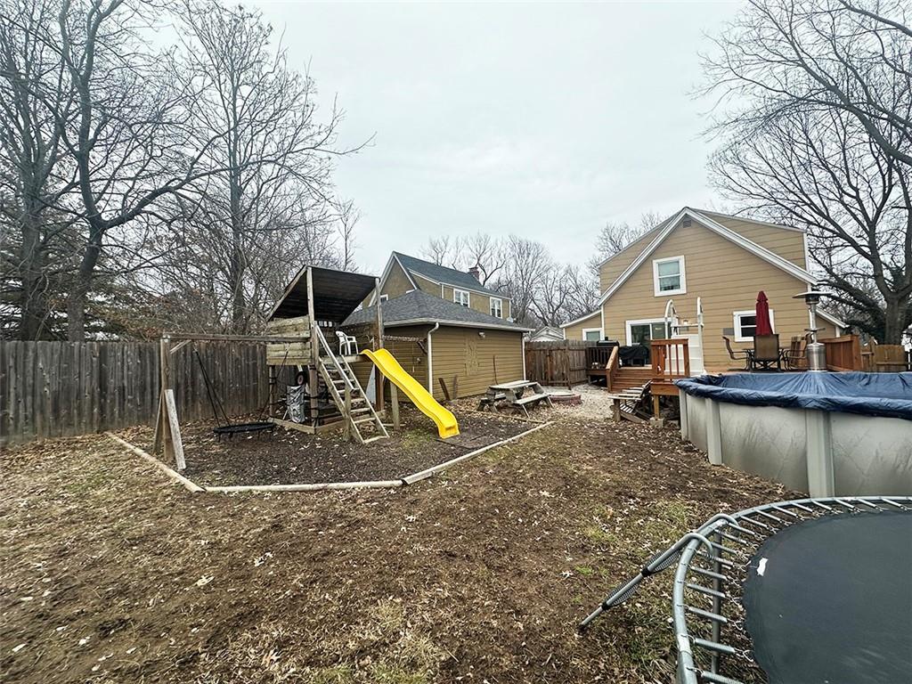 318 N Crysler Avenue