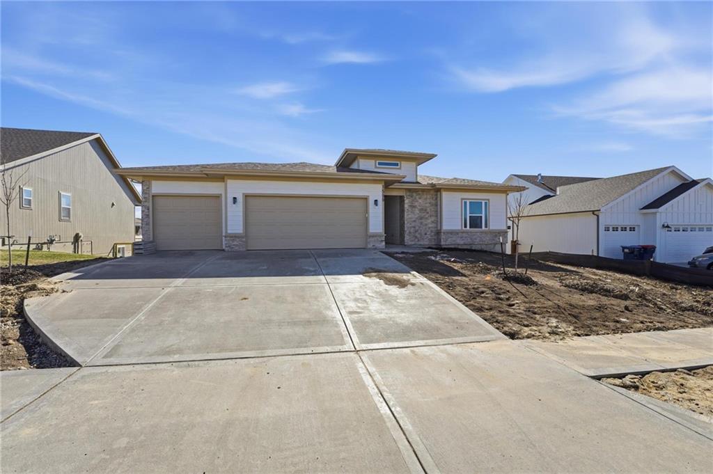 1599 Grayhawk Drive