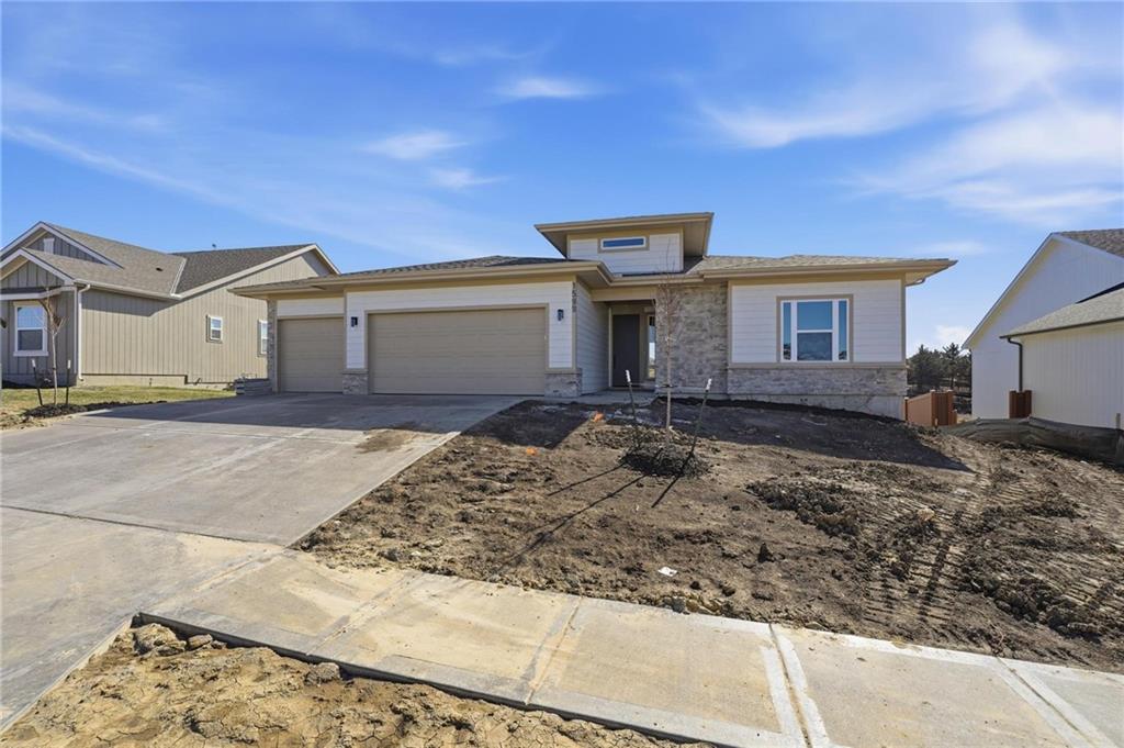 1599 Grayhawk Drive