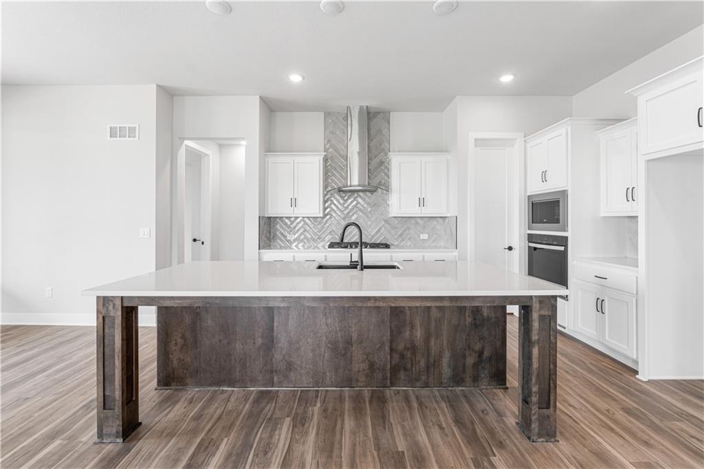 1807 NW 104th Terrace