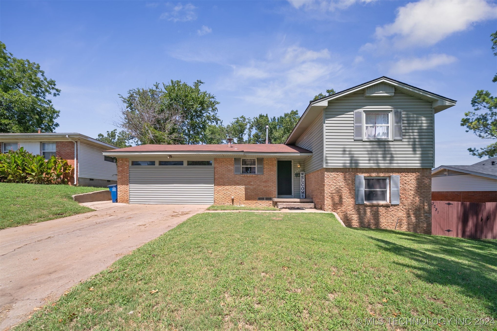 3235 W 53rd Street