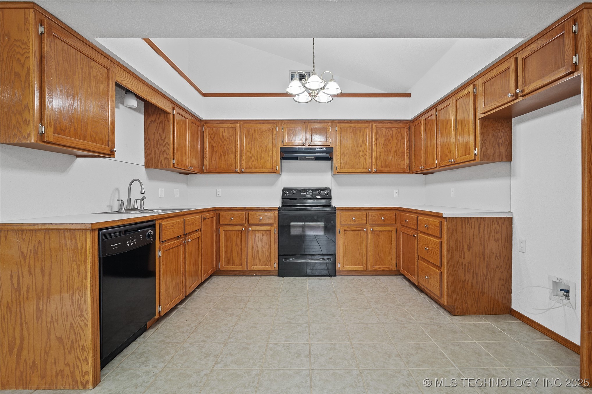 15 W Ridge Way