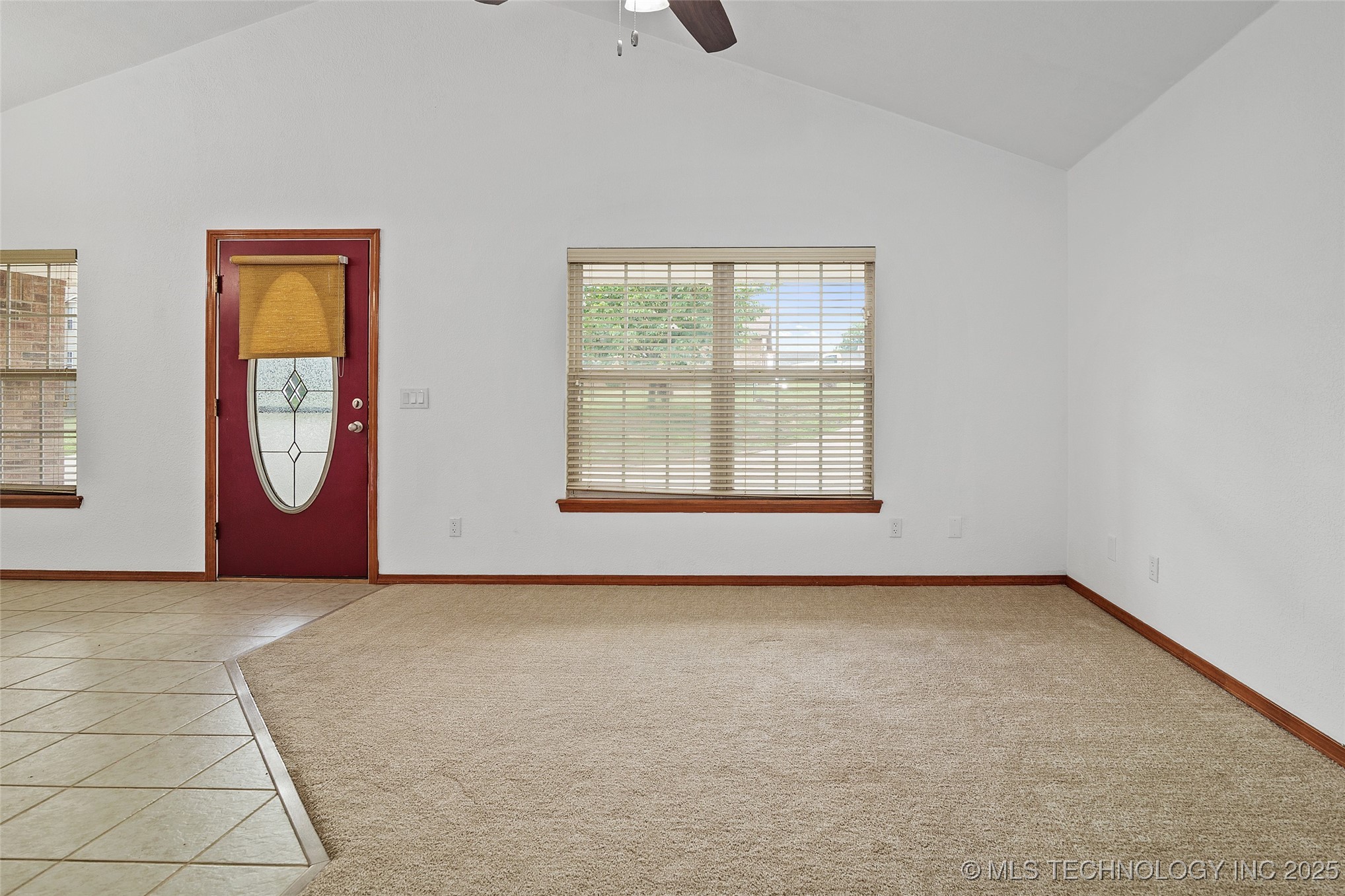 15 W Ridge Way