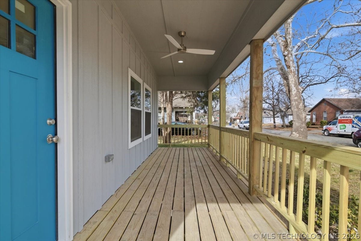 410 S Xanthus Avenue