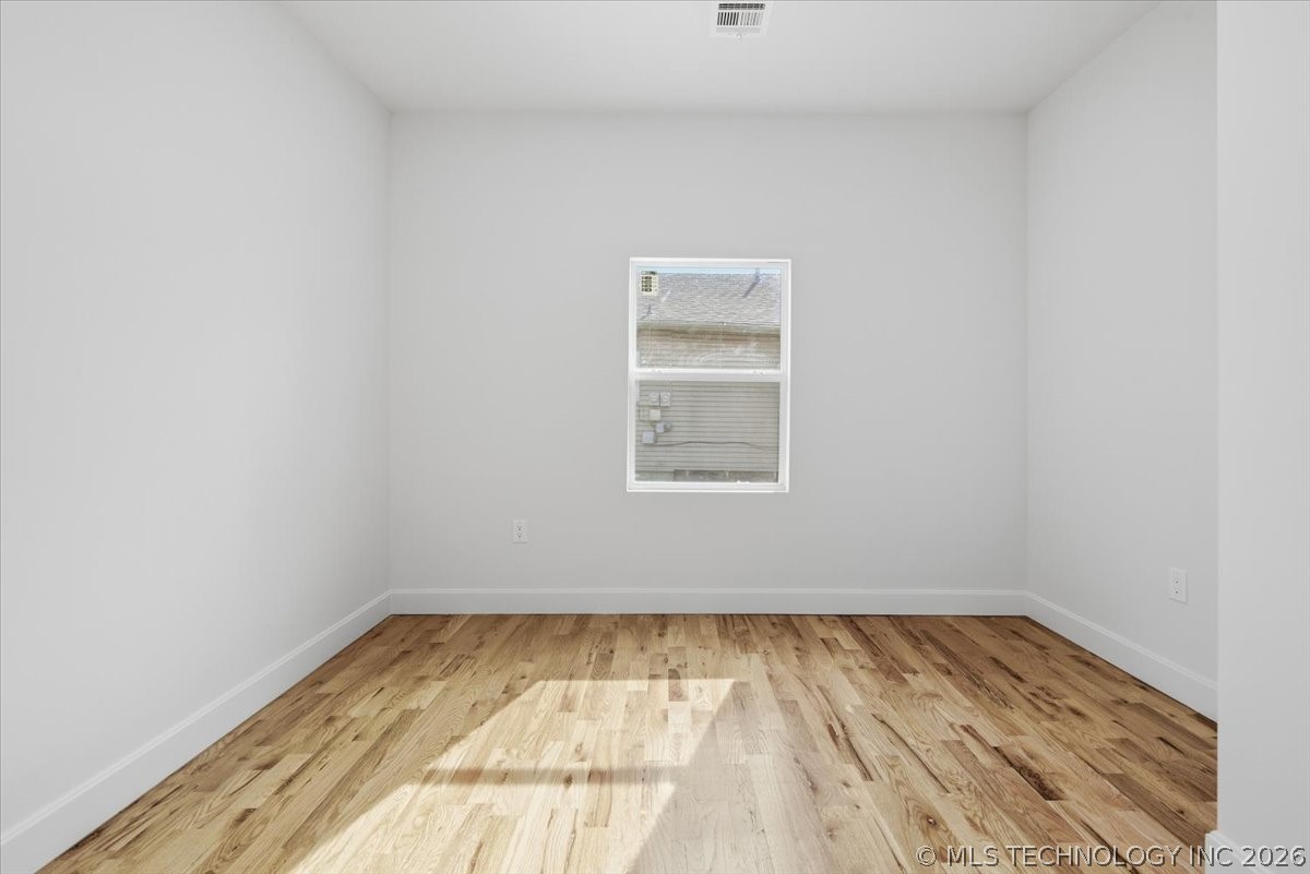 410 S Xanthus Avenue