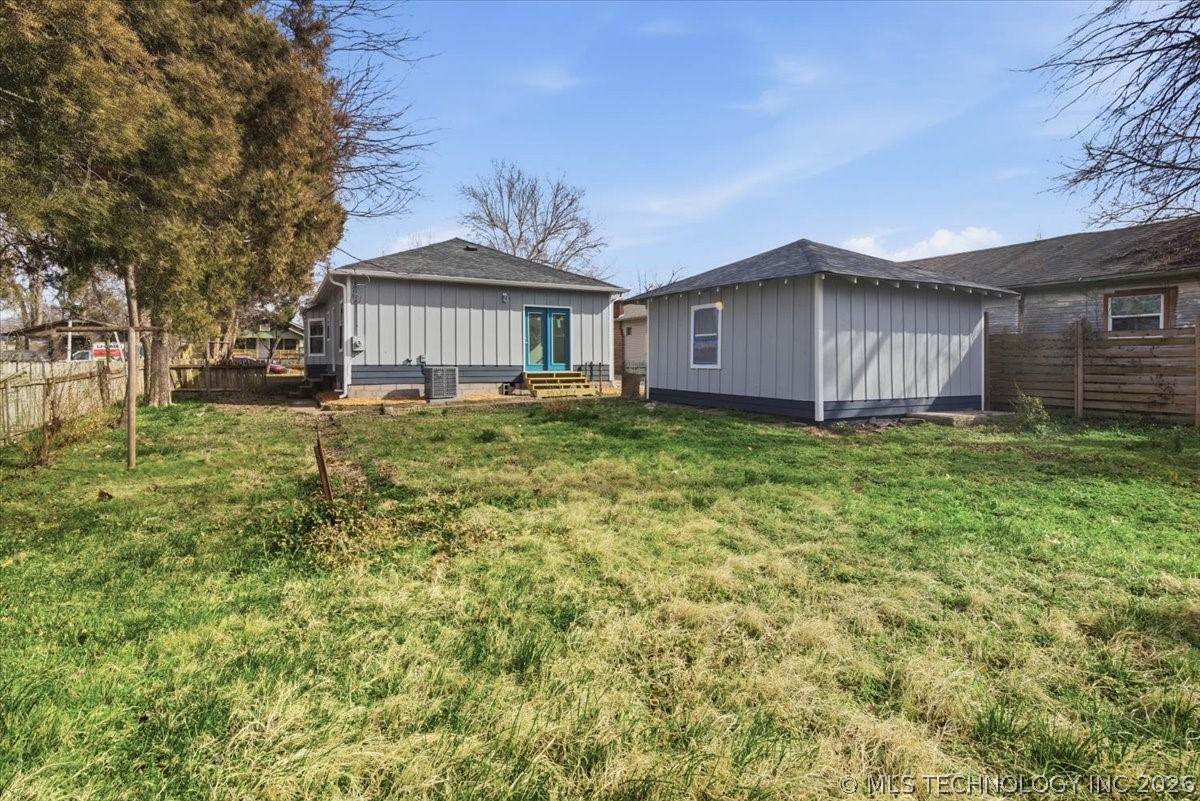 410 S Xanthus Avenue