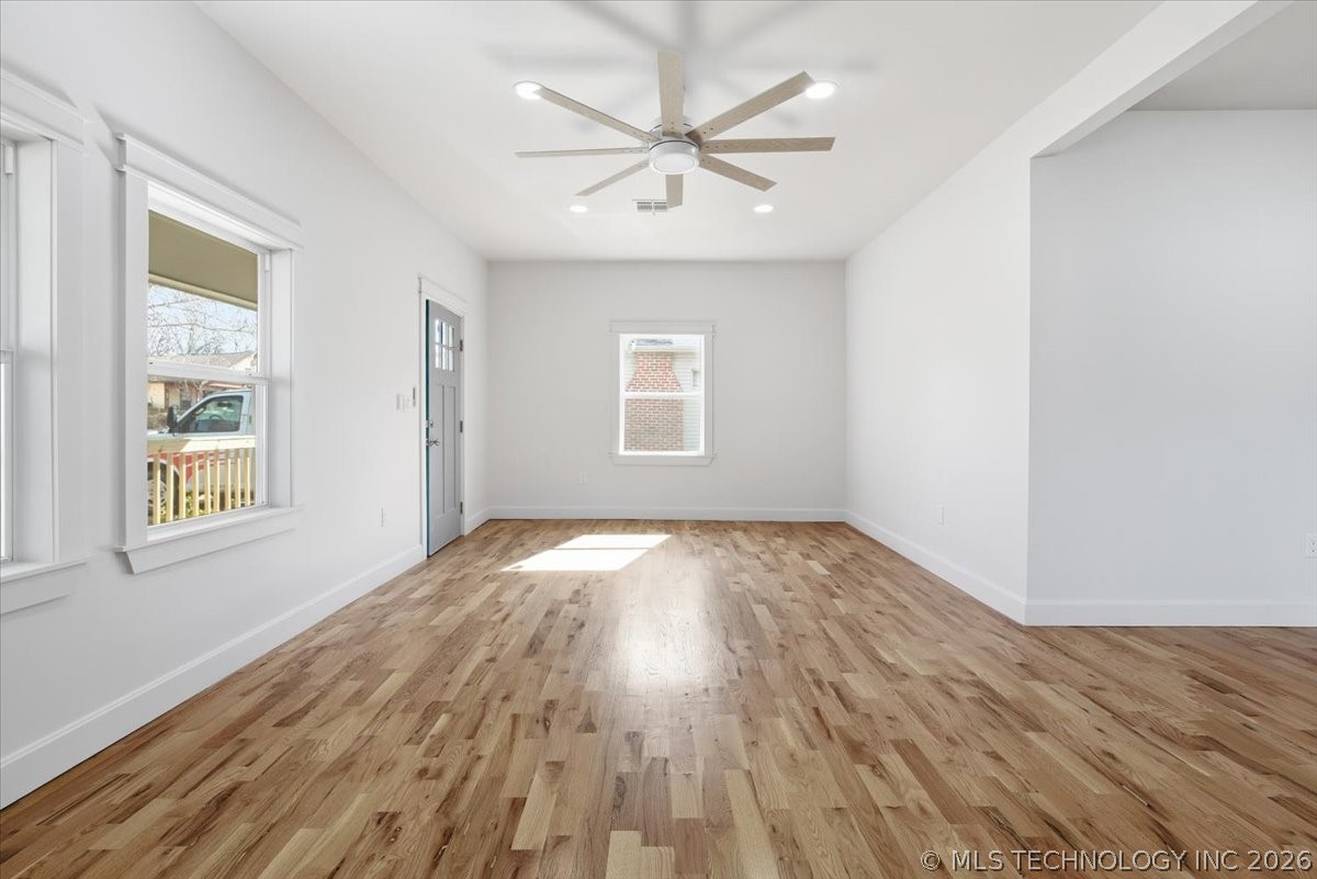 410 S Xanthus Avenue