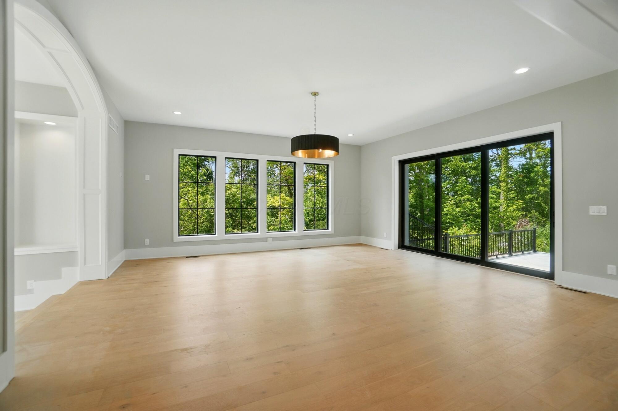 10007 Allen Drive