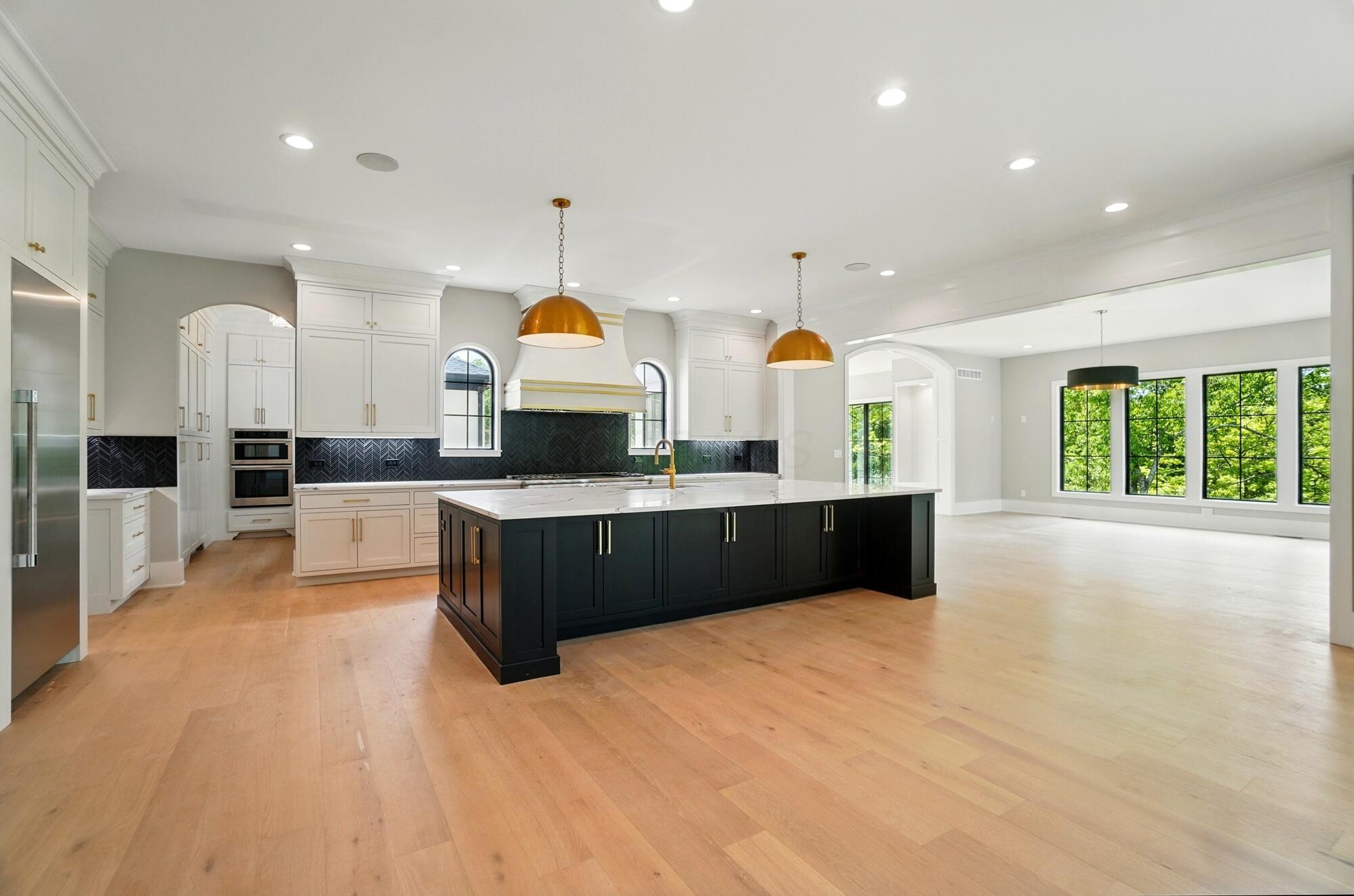 10007 Allen Drive