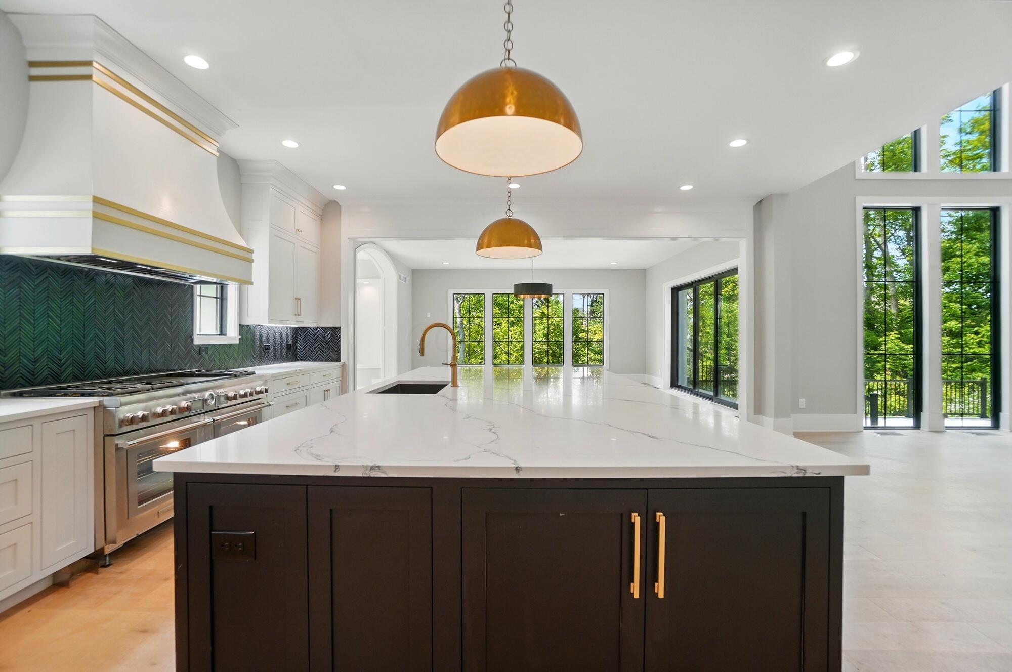 10007 Allen Drive