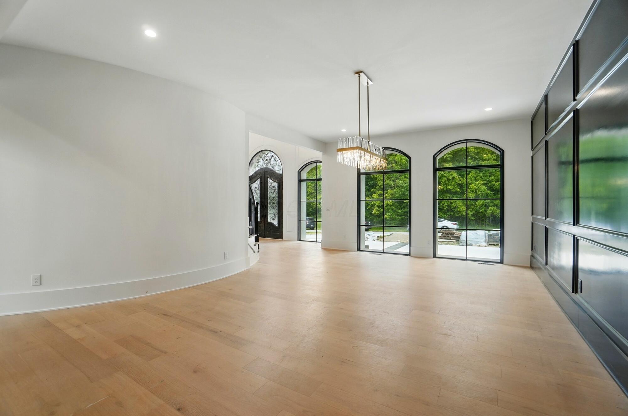 10007 Allen Drive