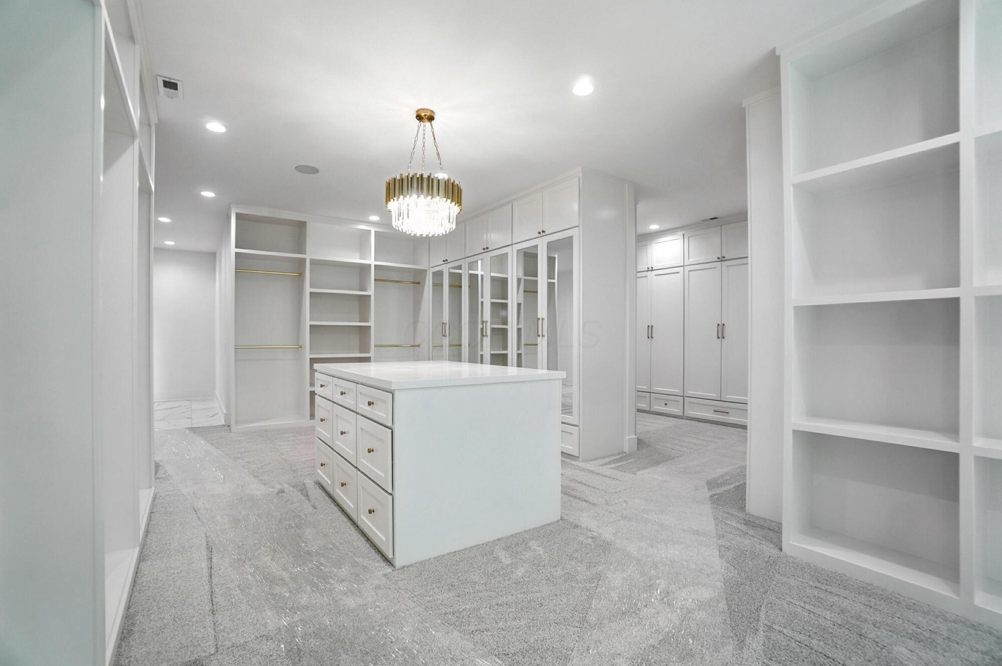 10007 Allen Drive