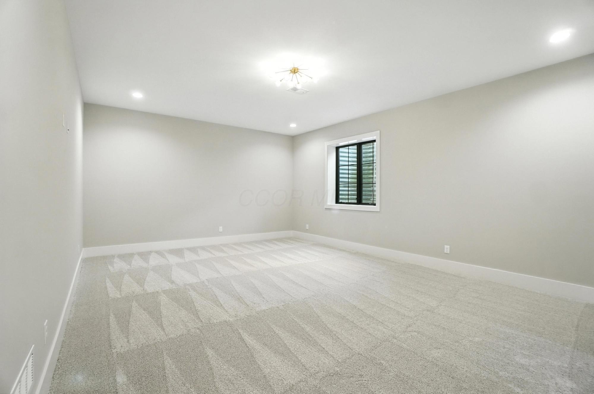 10007 Allen Drive