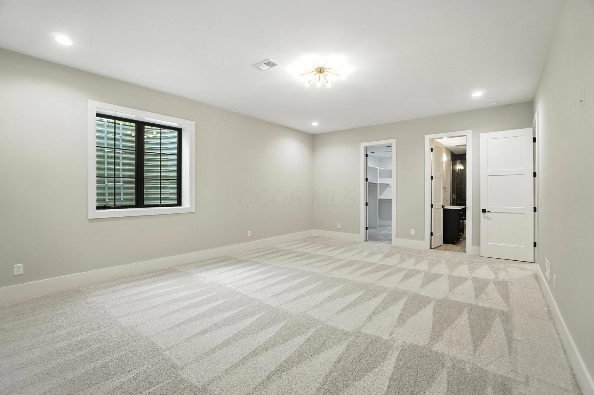 10007 Allen Drive