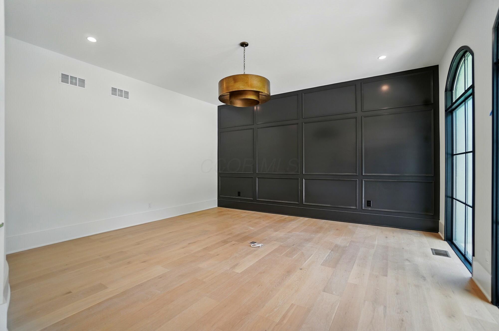 10007 Allen Drive