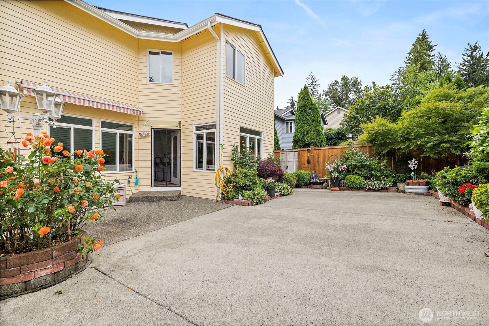 18353 SE 160th Place