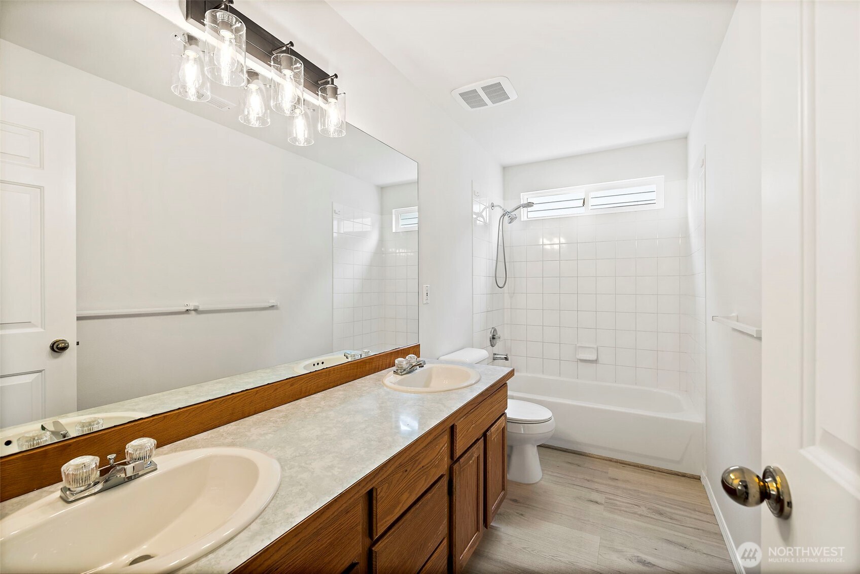 18353 SE 160th Place
