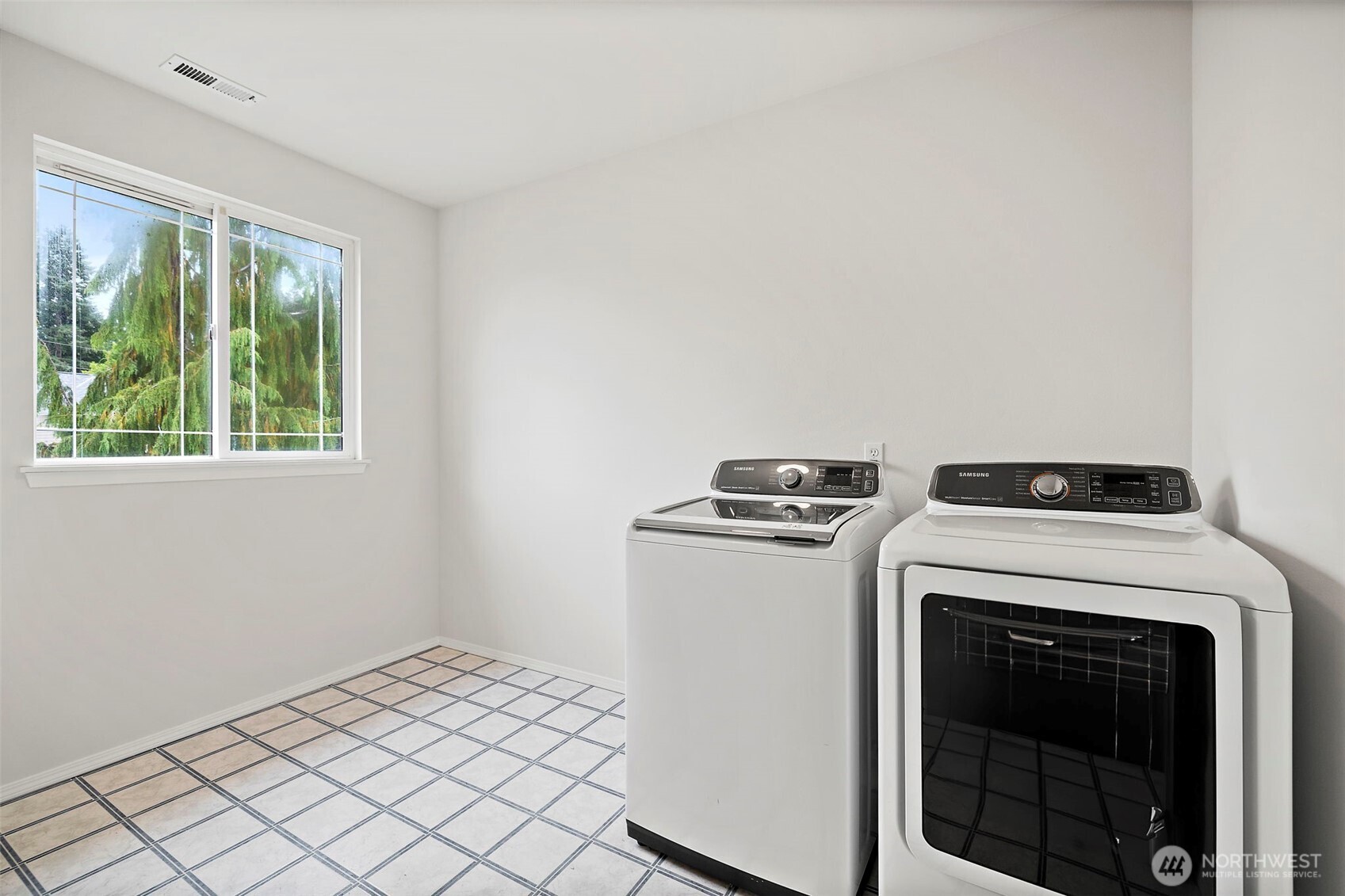 18353 SE 160th Place