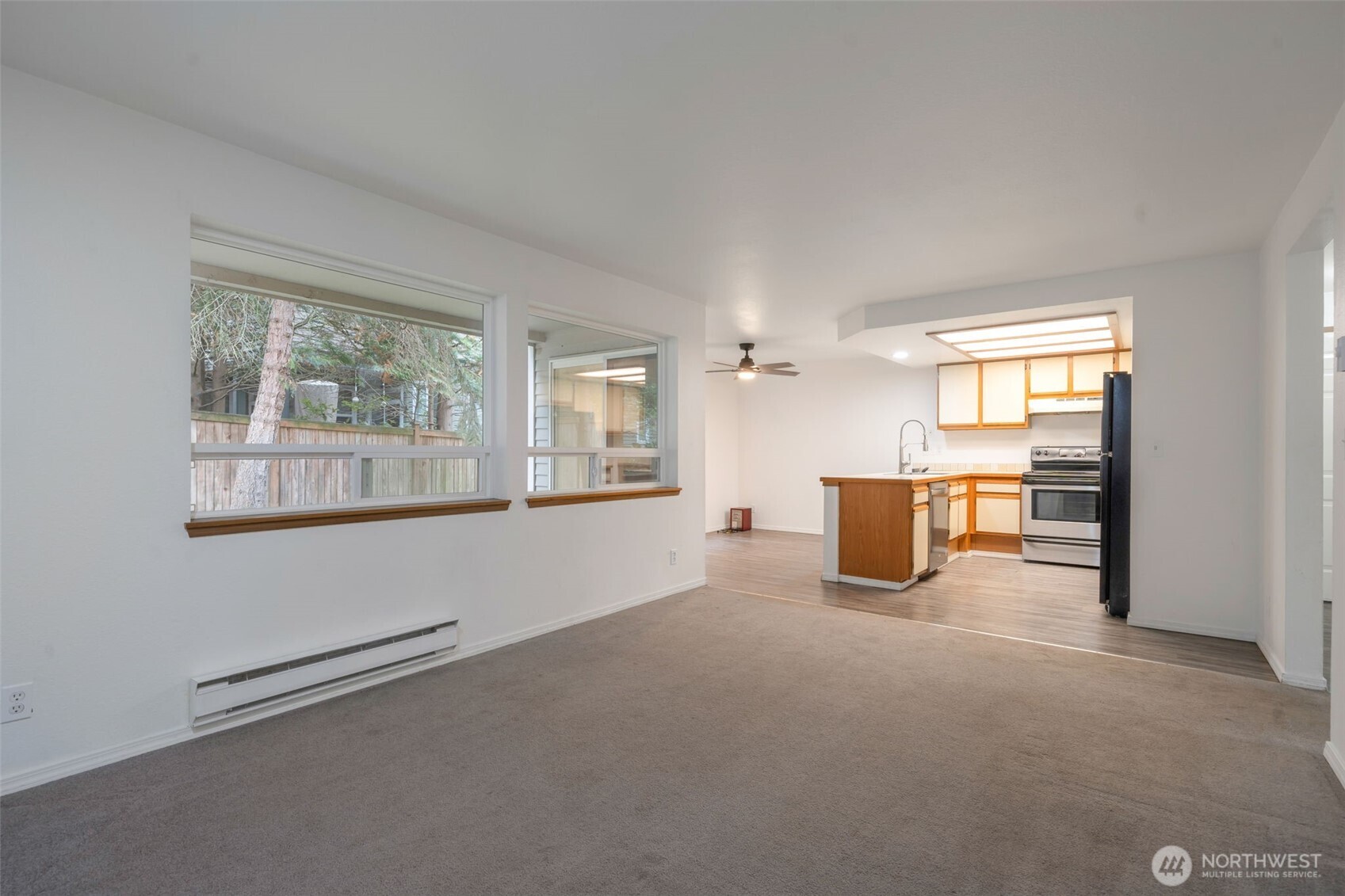 1626 Grant Avenue S Unit: D101