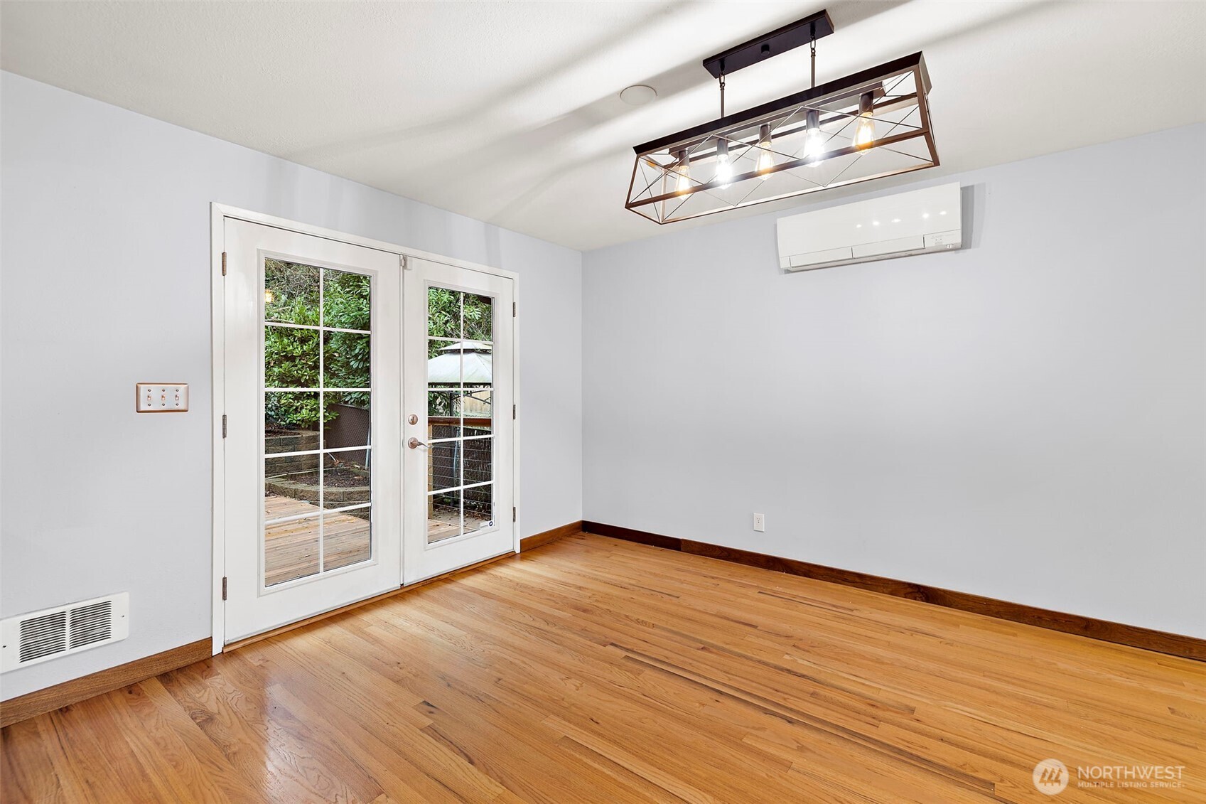 3831 Letitia Avenue S