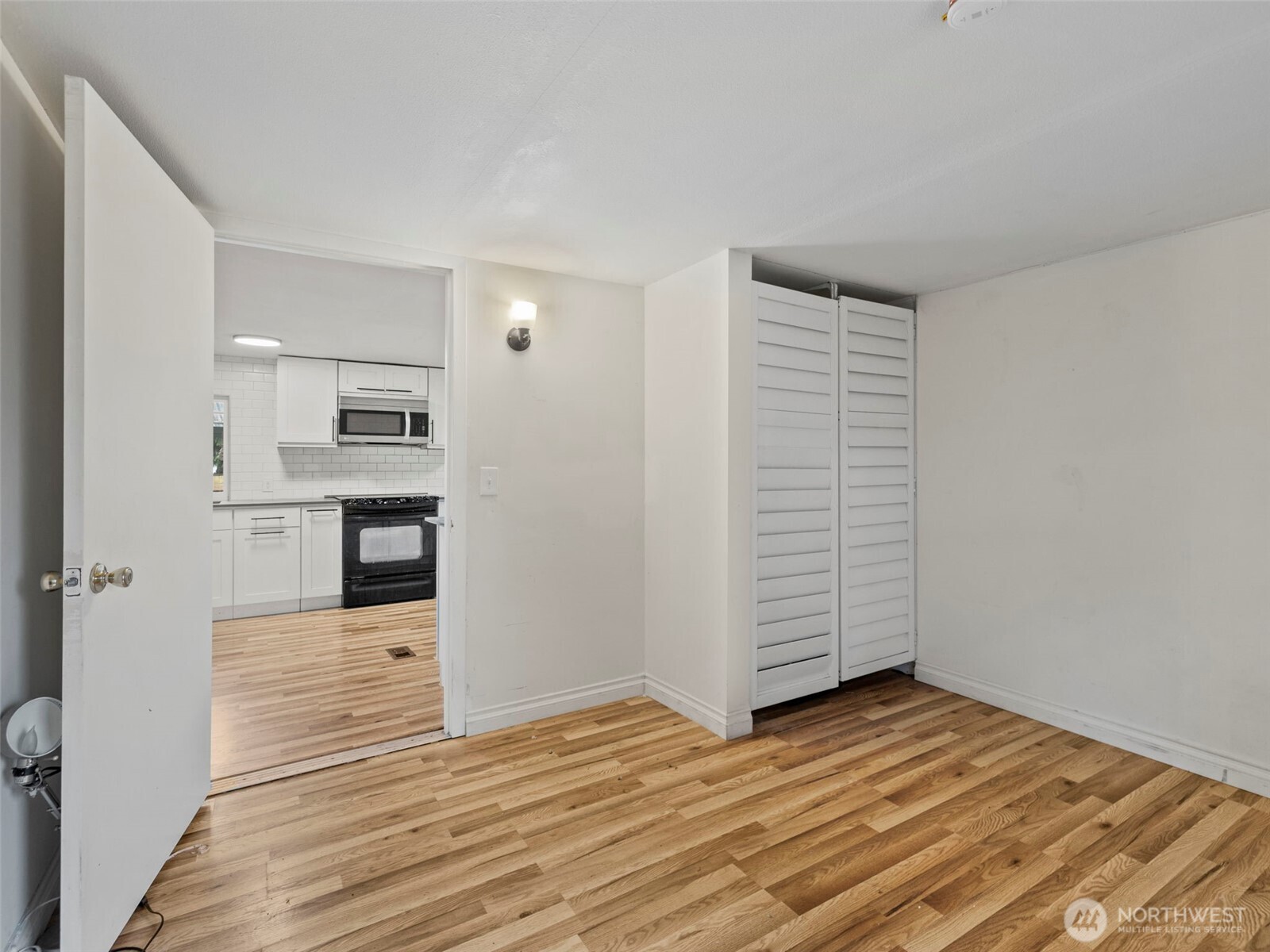 11040 14th Avenue SW