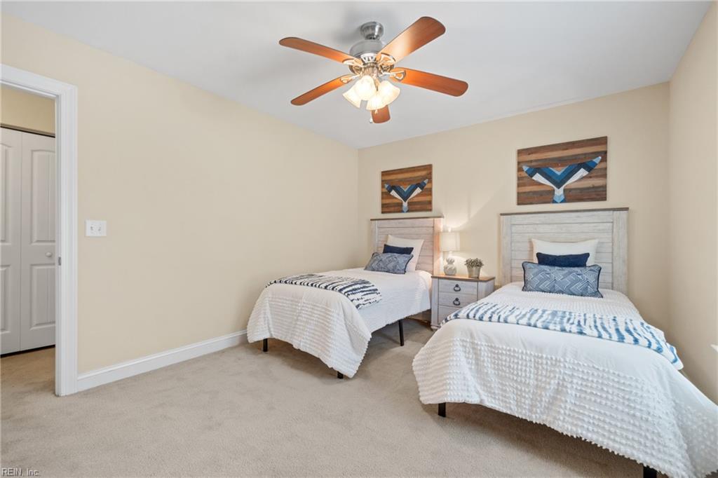 2922 Pretty Lake AVE