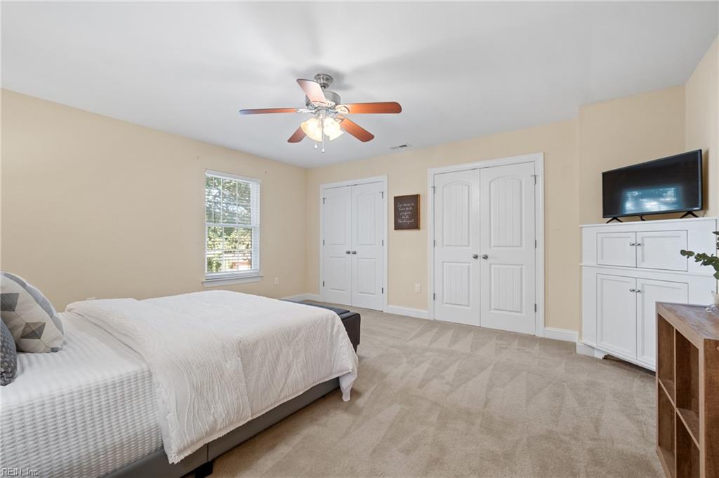 2922 Pretty Lake AVE