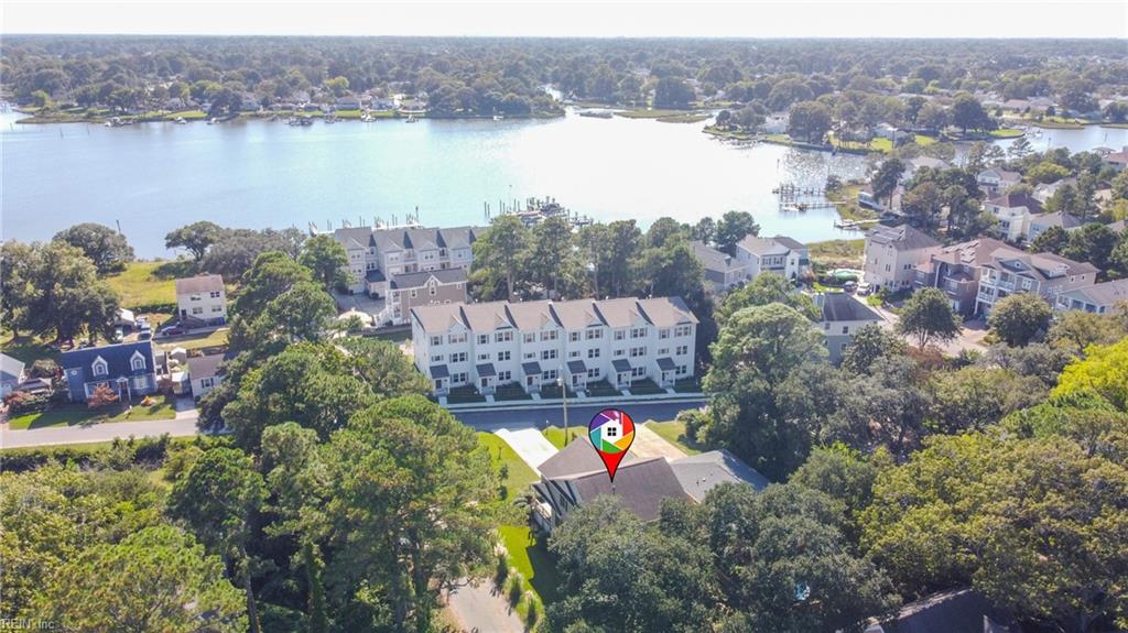 2922 Pretty Lake AVE