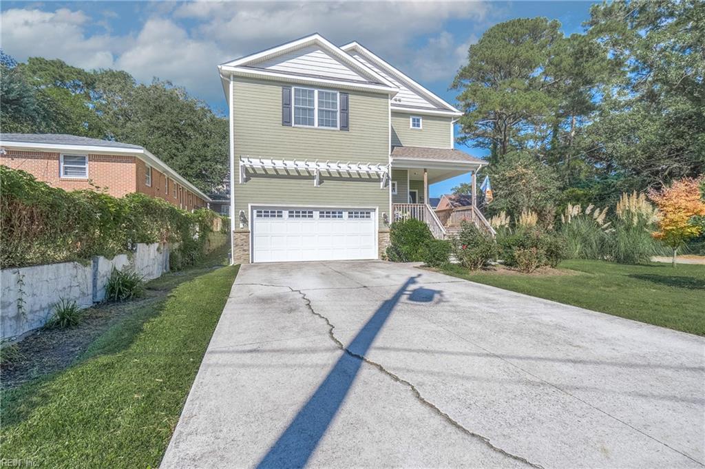 2922 Pretty Lake AVE