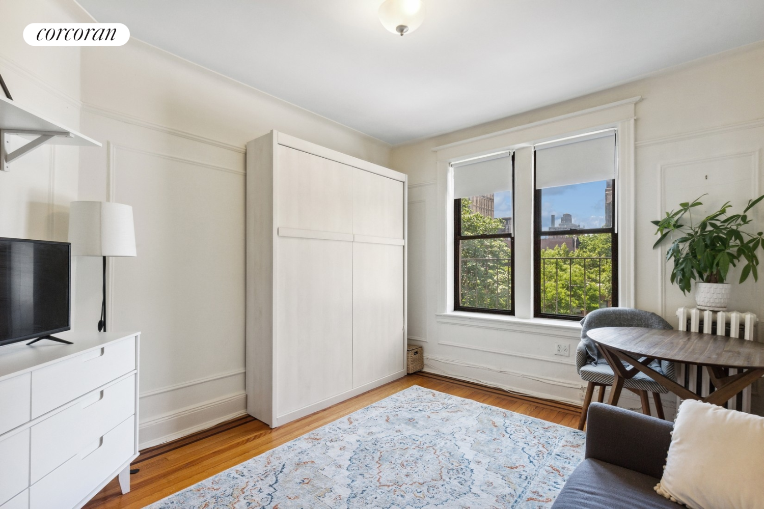 49 WILLOW Street 3E