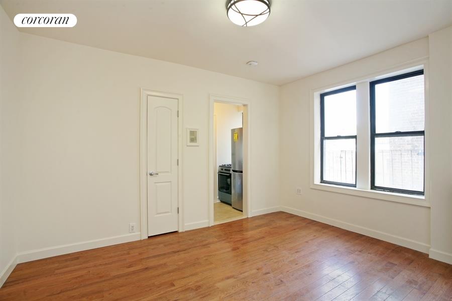 49 WILLOW Street 3H