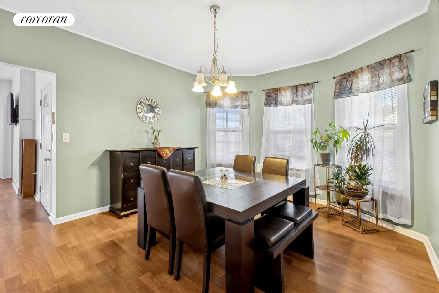 1472 BAY RIDGE Parkway 2