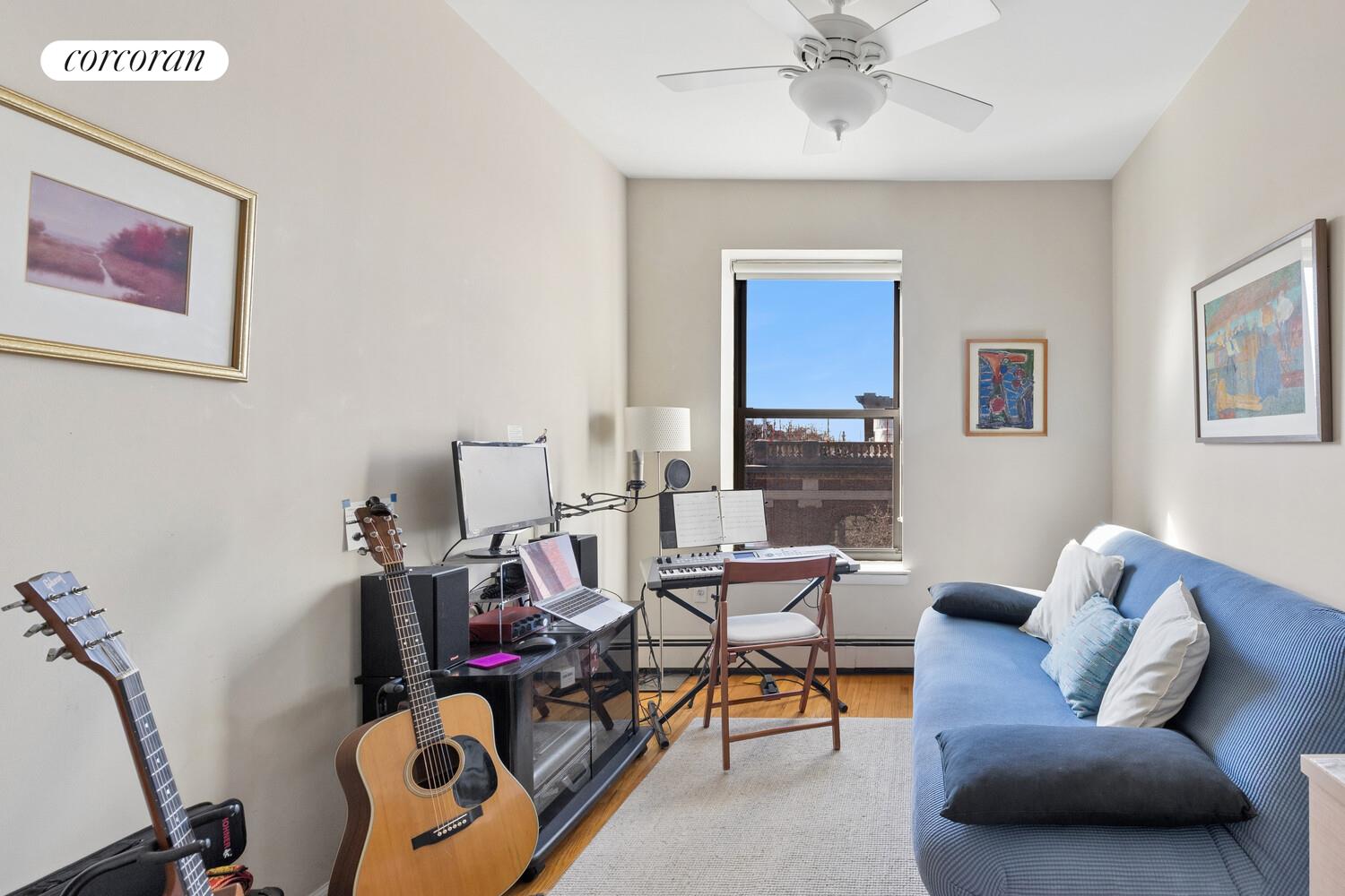 391 CLINTON Street 3A