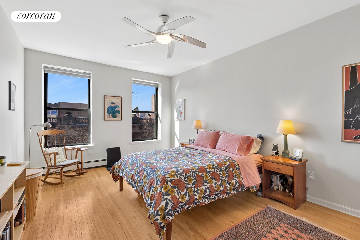 391 CLINTON Street 3A