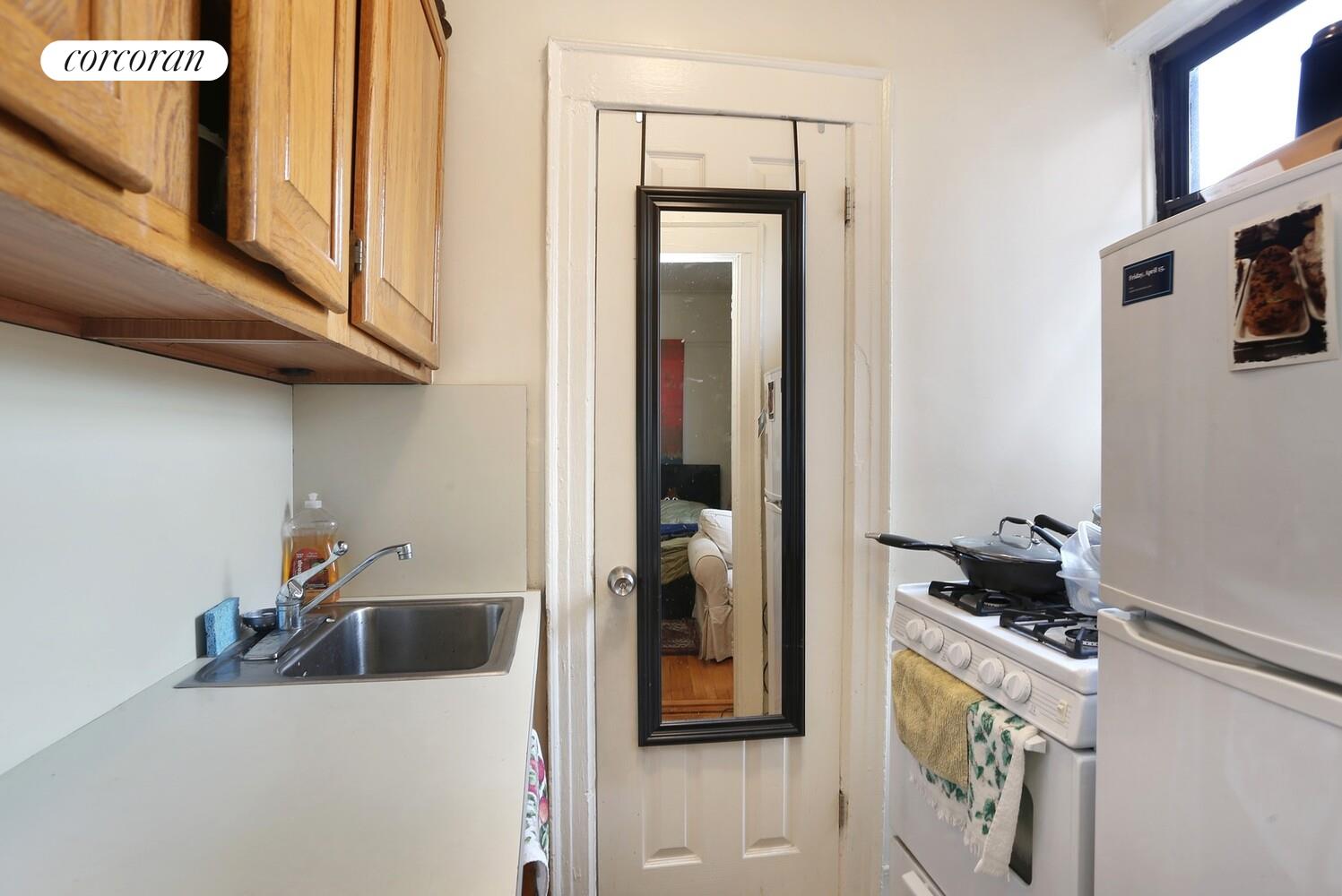 49 WILLOW Street 5H