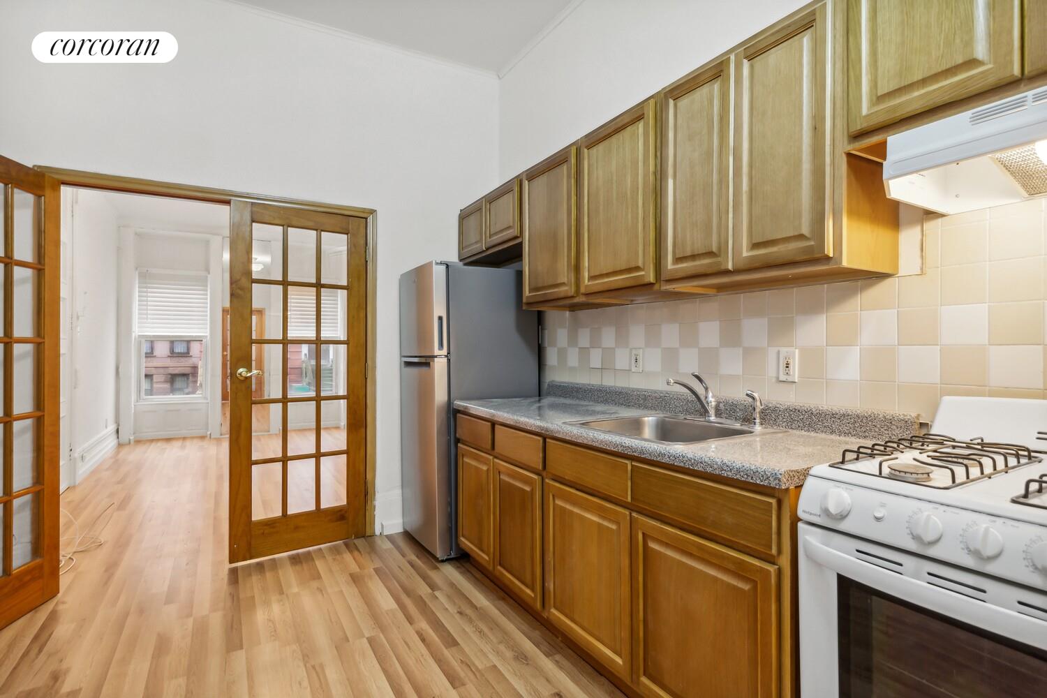 373 PARK Place 2