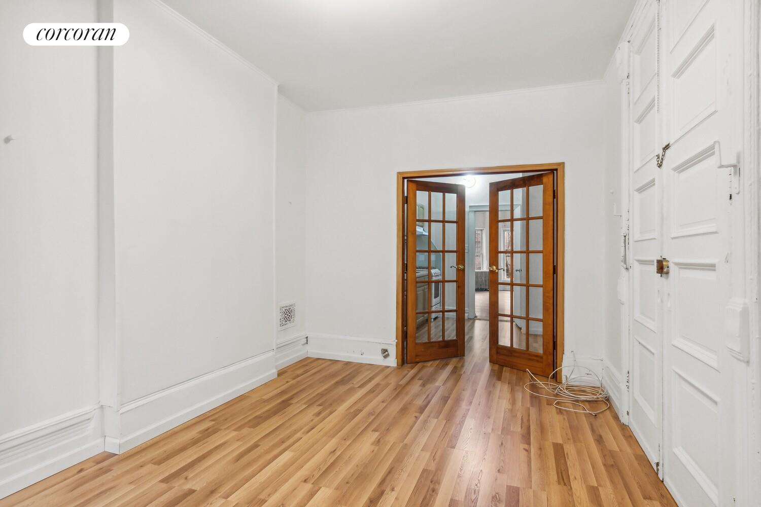 373 PARK Place 2