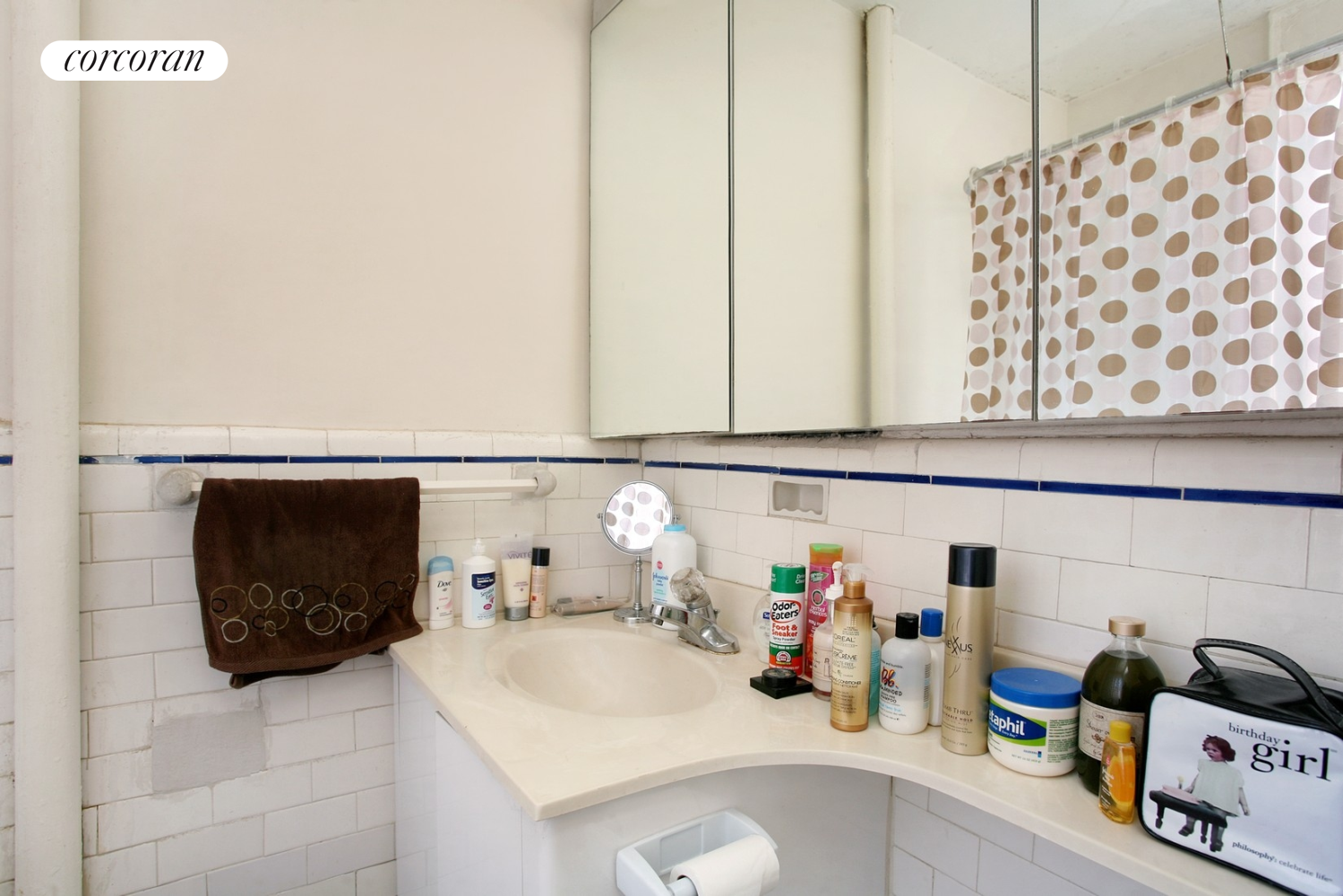 49 WILLOW Street 4B