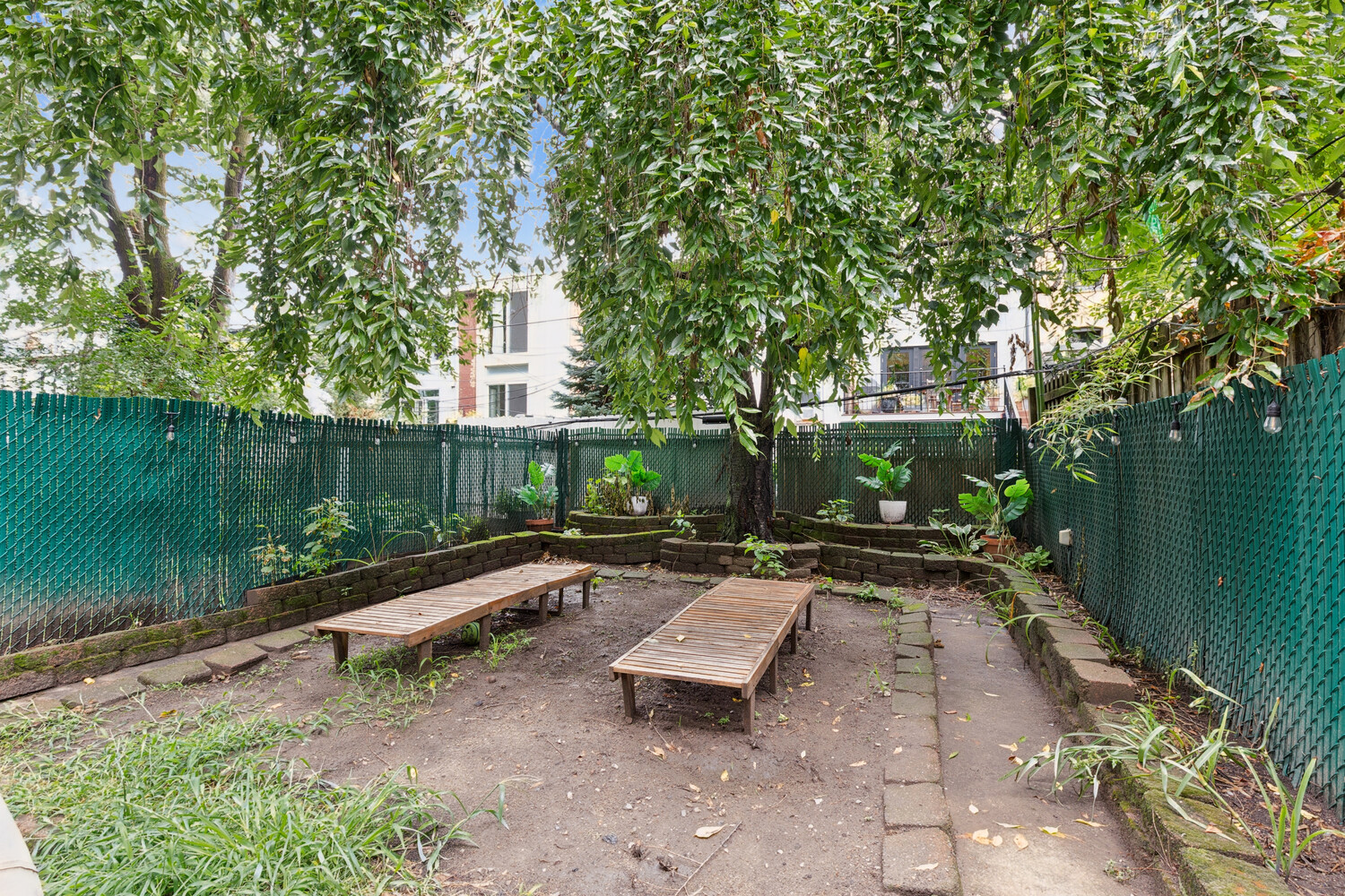 271 12TH Street GARDEN