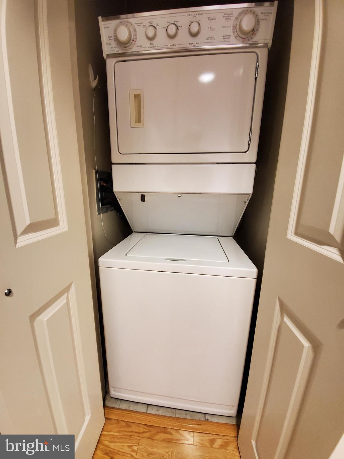777 7TH STREET NW Unit: 906