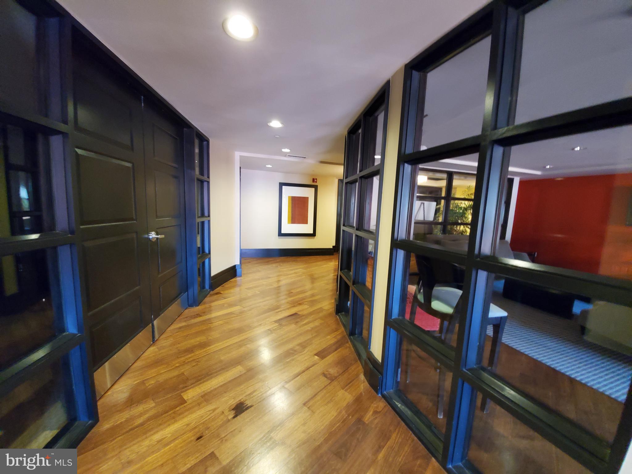 777 7TH STREET NW Unit: 906