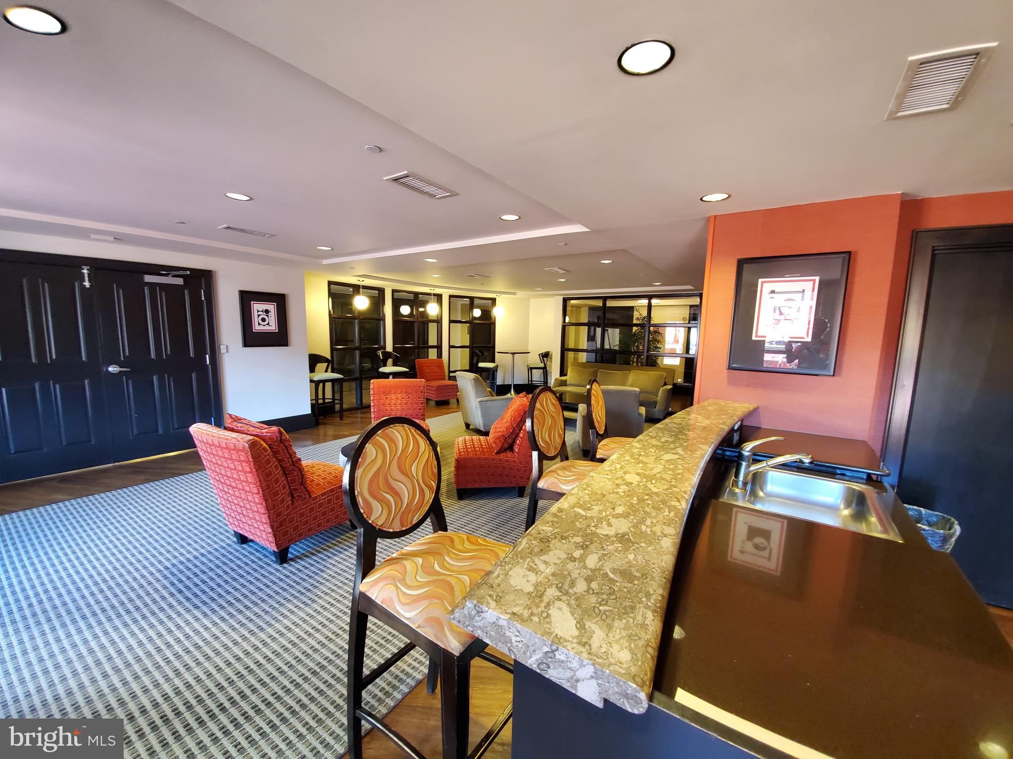 777 7TH STREET NW Unit: 906