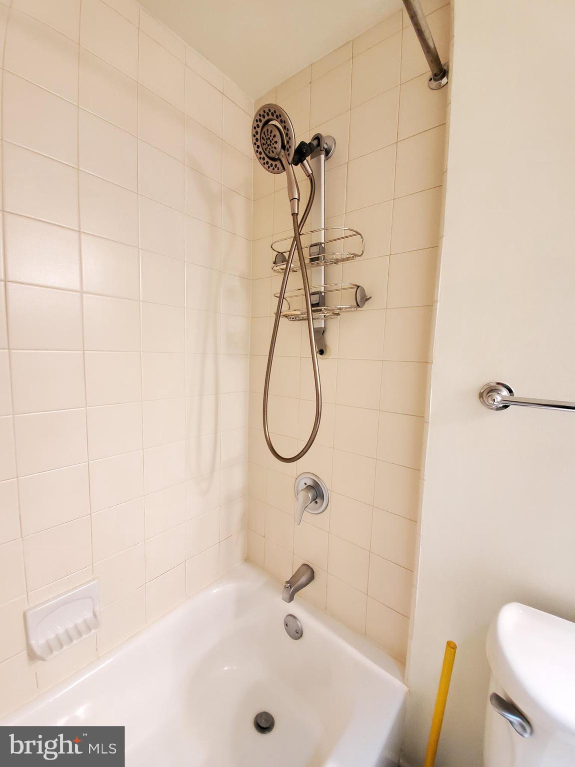777 7TH STREET NW Unit: 906
