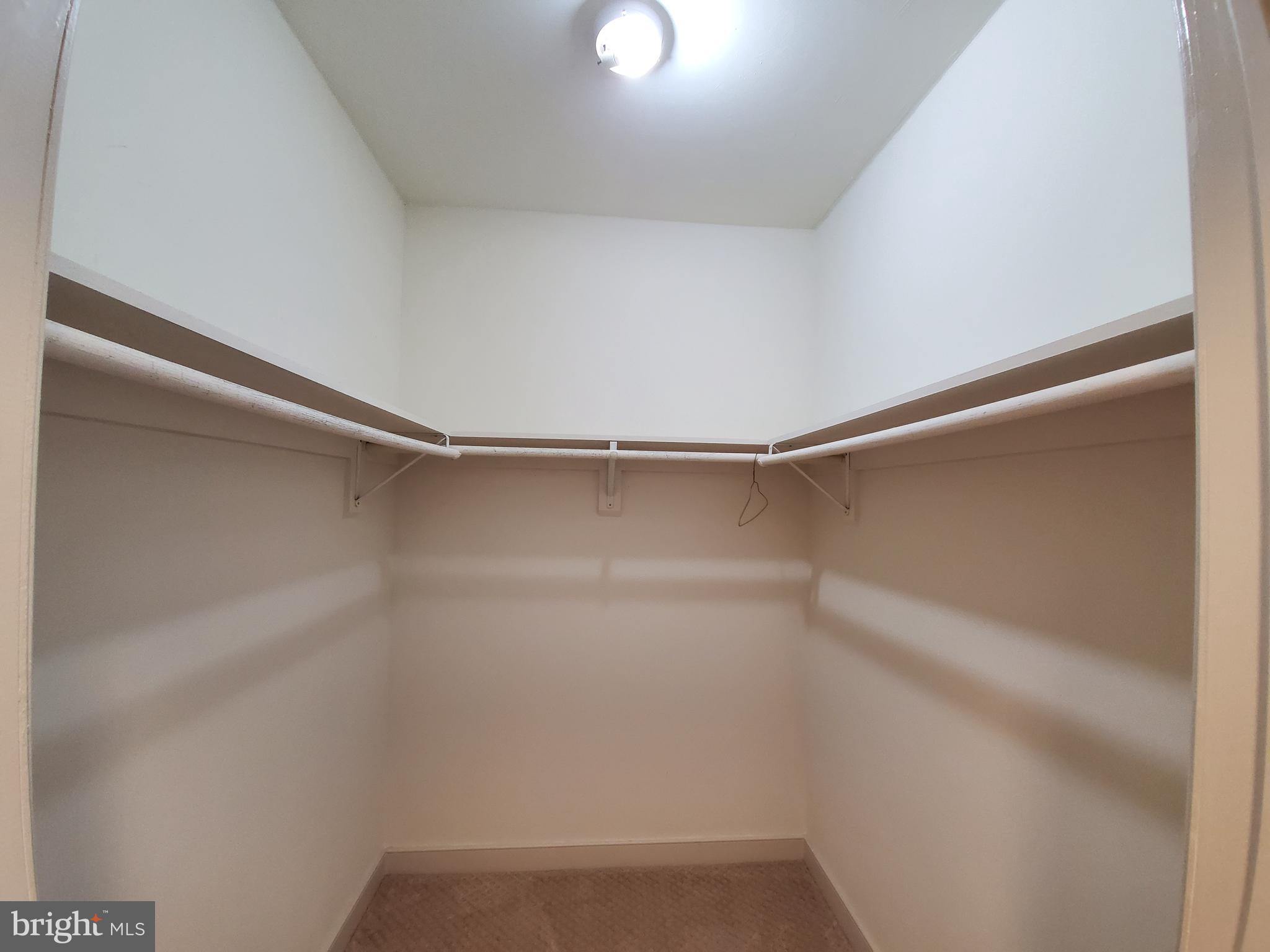 777 7TH STREET NW Unit: 906