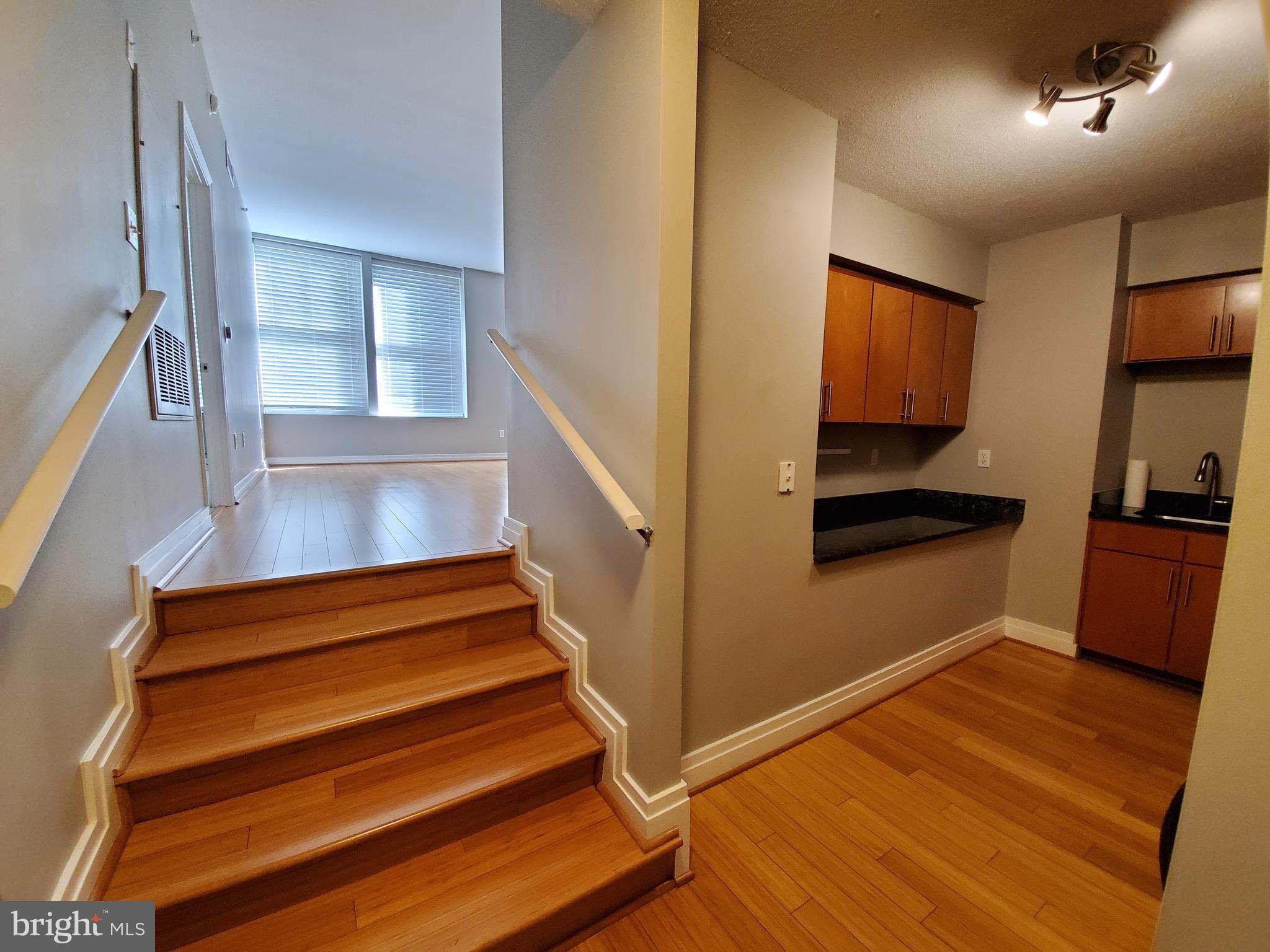 915 E ST NW #315