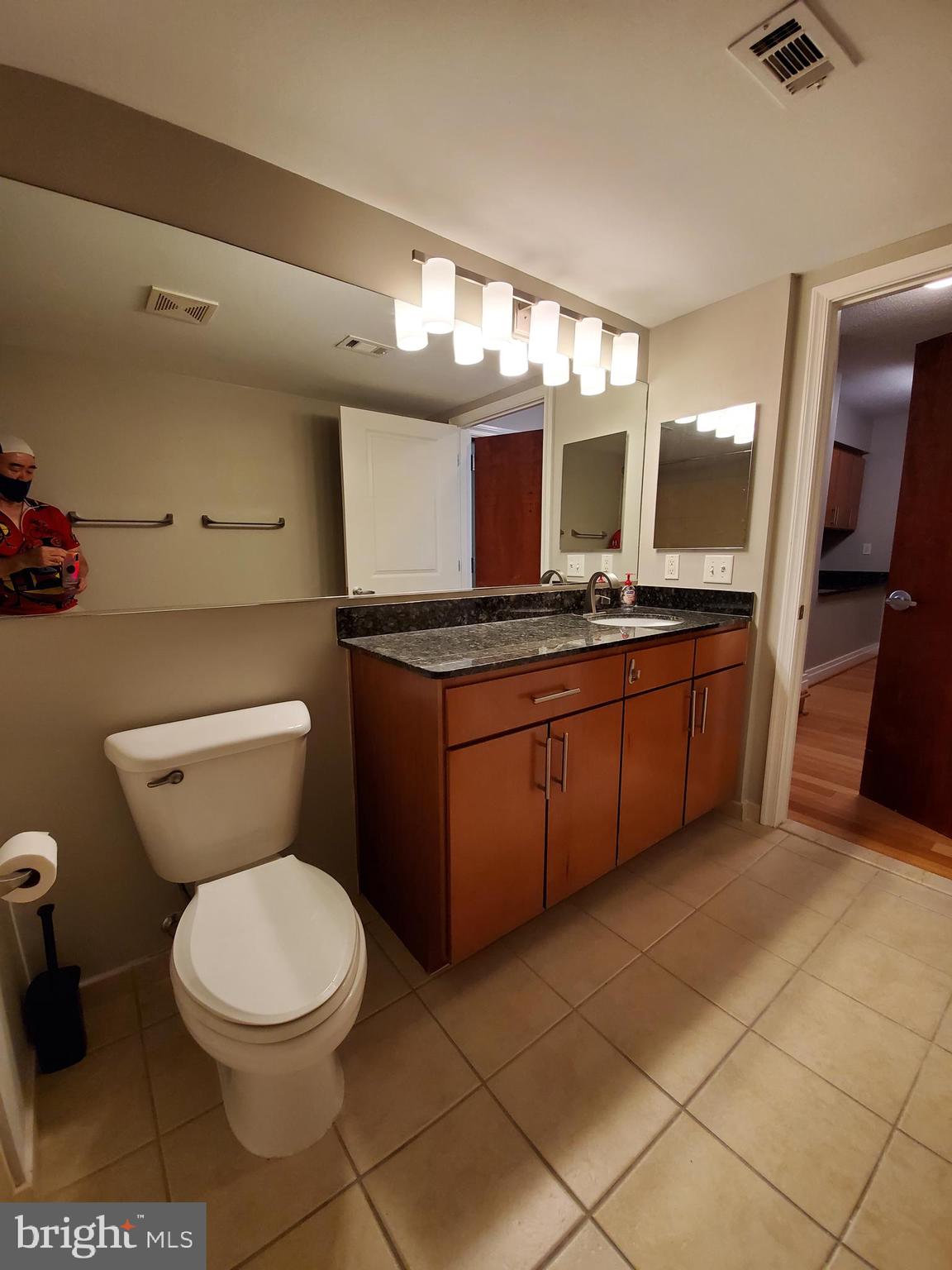 915 E ST NW #315