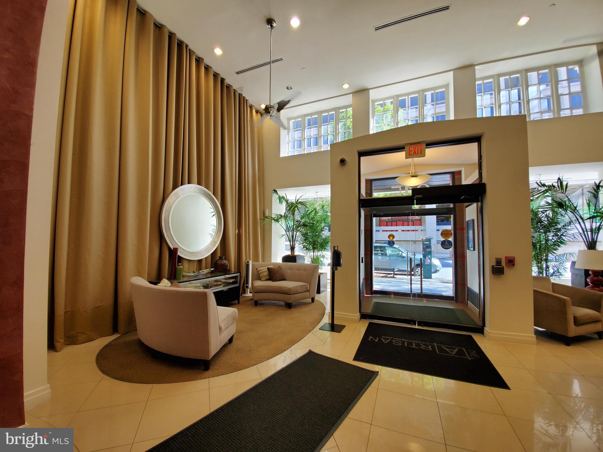 915 E ST NW #315
