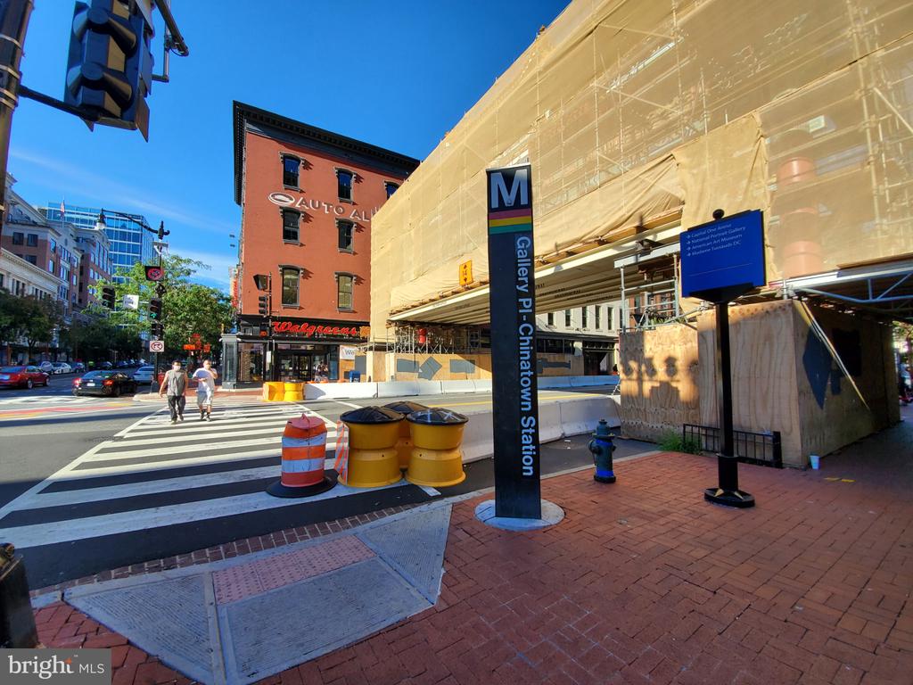 777 NW 7TH STREET NW Unit: 906