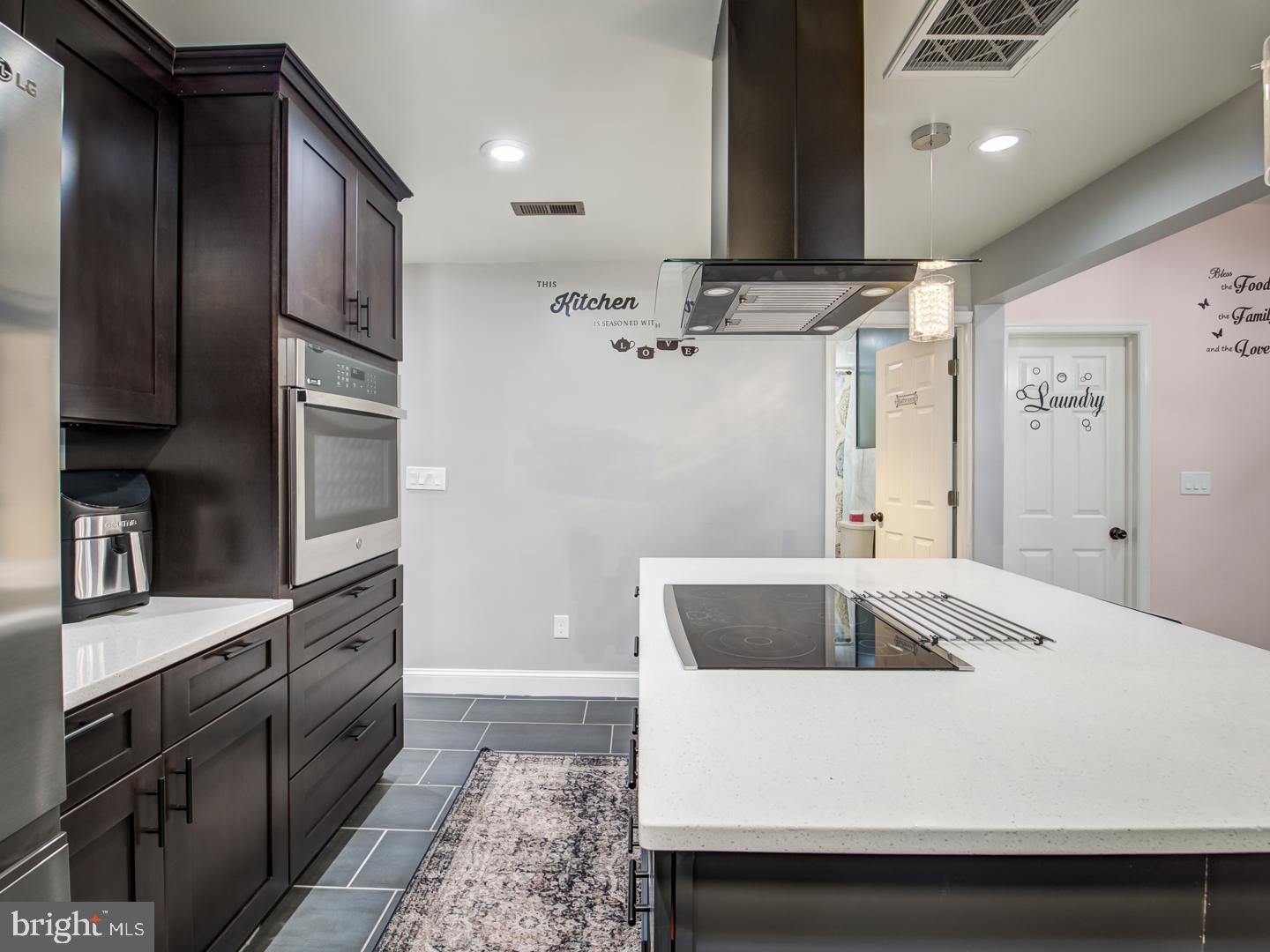 114 COMPASS ROAD