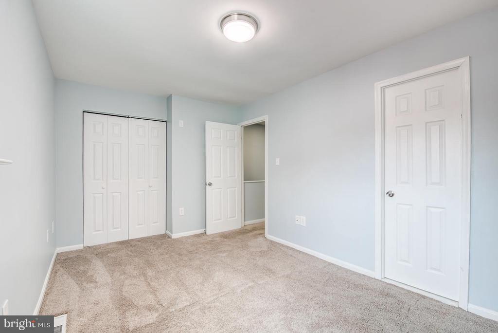 3043 Heathcote Rd